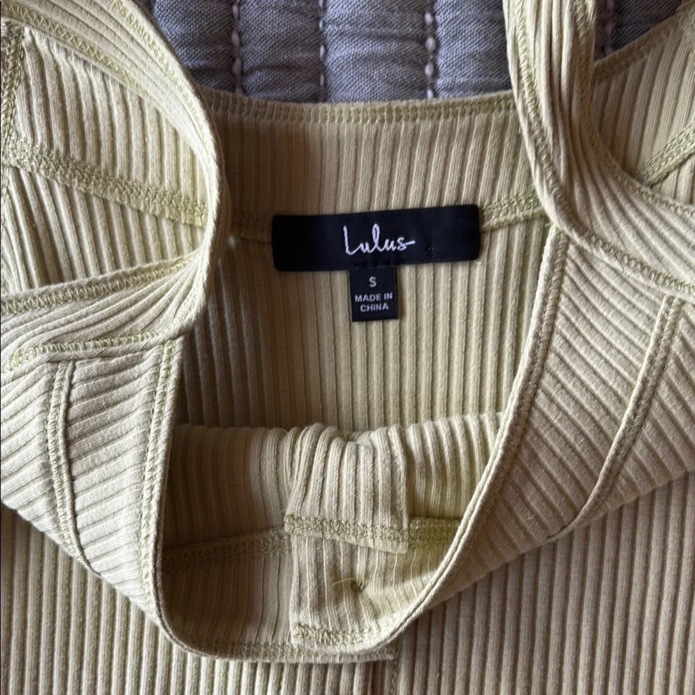 Lulu's Yellow Ribbed Top - Picture 4 of 6